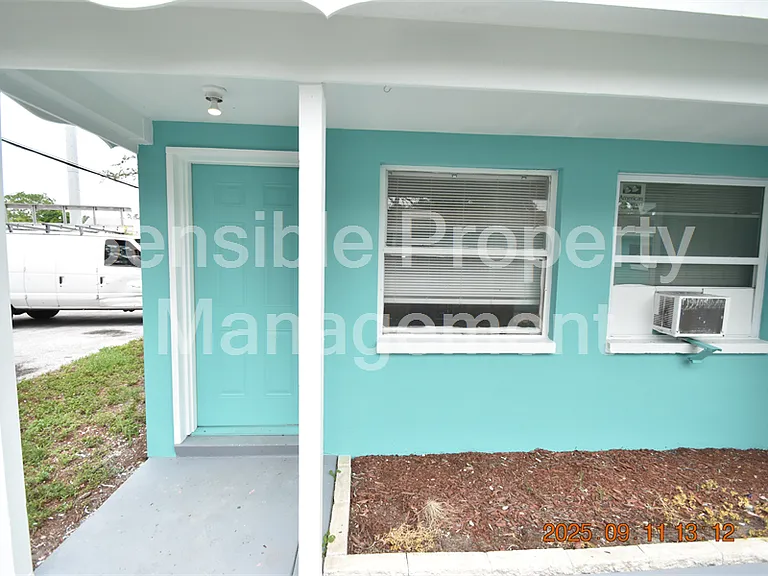 403 Milwaukee Ave #403 — Photo 3