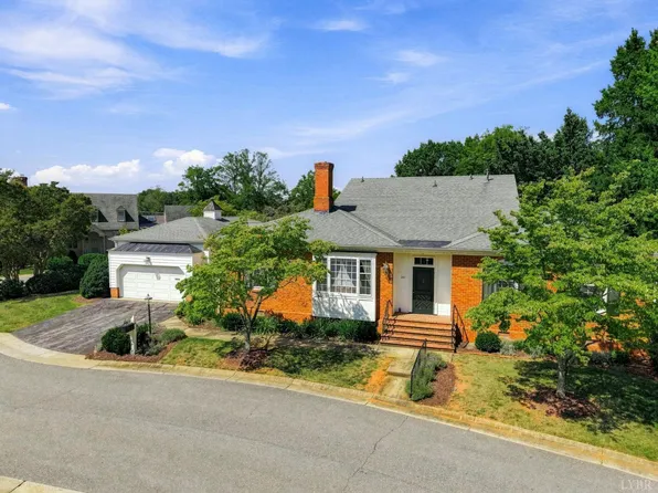 301 Barkley Ct, Lynchburg, VA 24503