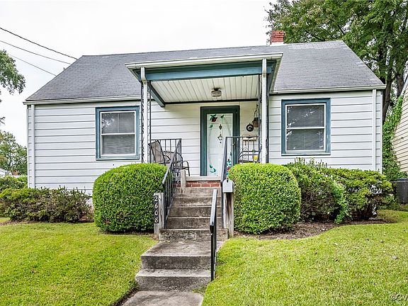 2nd image of 2608 Fernhill Ave