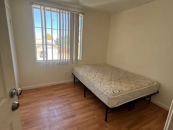 2652 Minford St, Lancaster, CA 93536