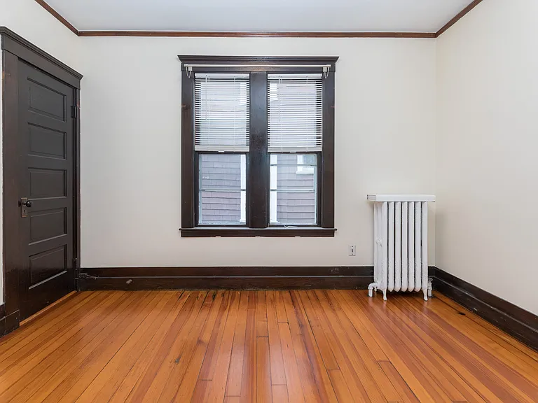 7 Chase St #3 — Photo 11