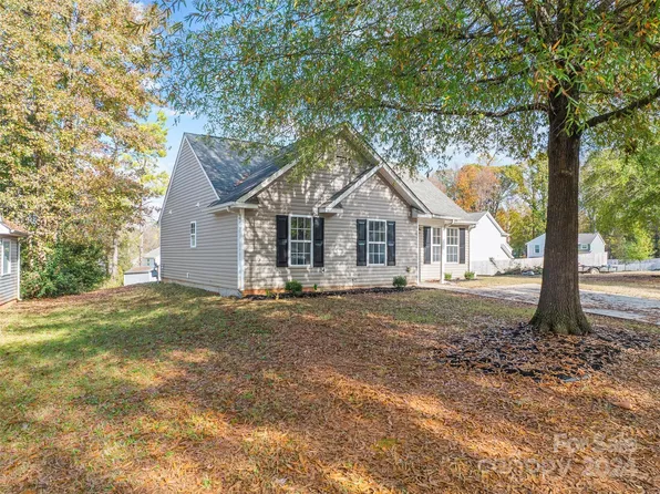 4614 Victory Ln, Charlotte, NC 28269