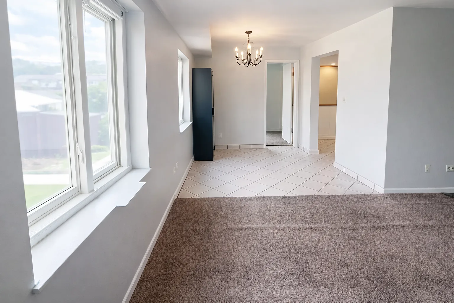 325 N Craig St APT 704 photo 1
