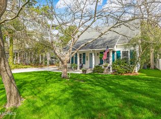 118 SE 20th St, Oak Island, NC 28465
