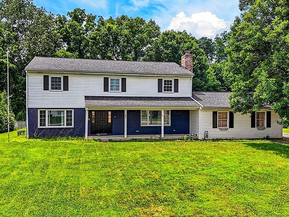 3rd image of 57 Timberlane Dr