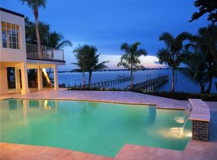 1037 SE Riverside Dr, Stuart, FL 34996