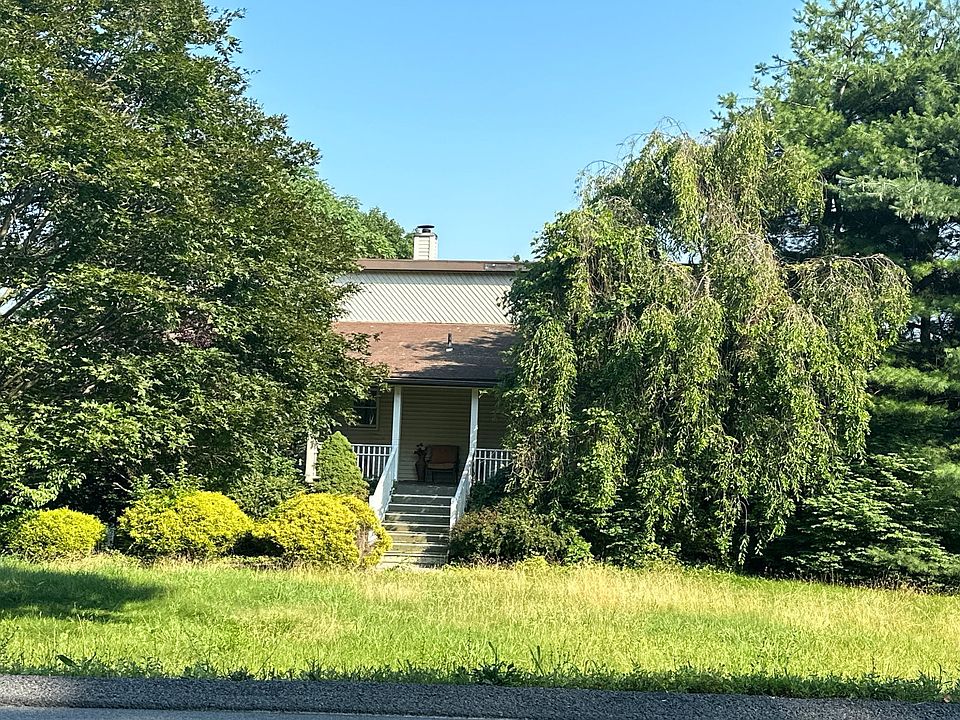 83 Smith Rd, Poughkeepsie, NY 12603 Zillow