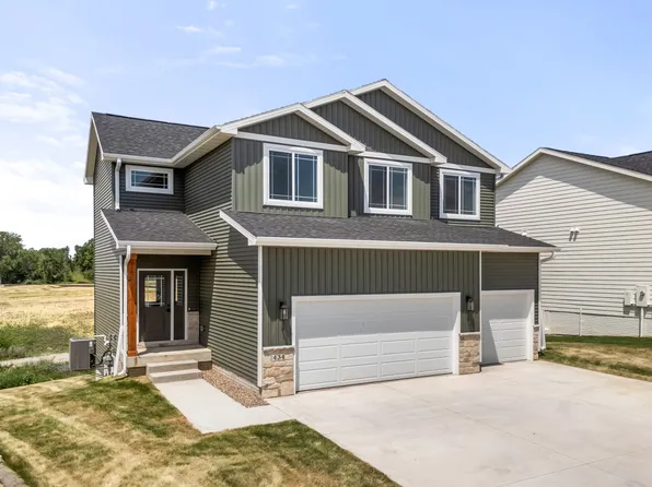 434 Venice Ave, West Des Moines, IA 50266