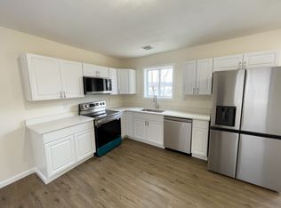 91 Cottage St #B, Athol, MA 01331