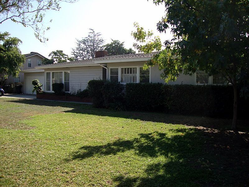 1st image of 9032 Charloma Dr