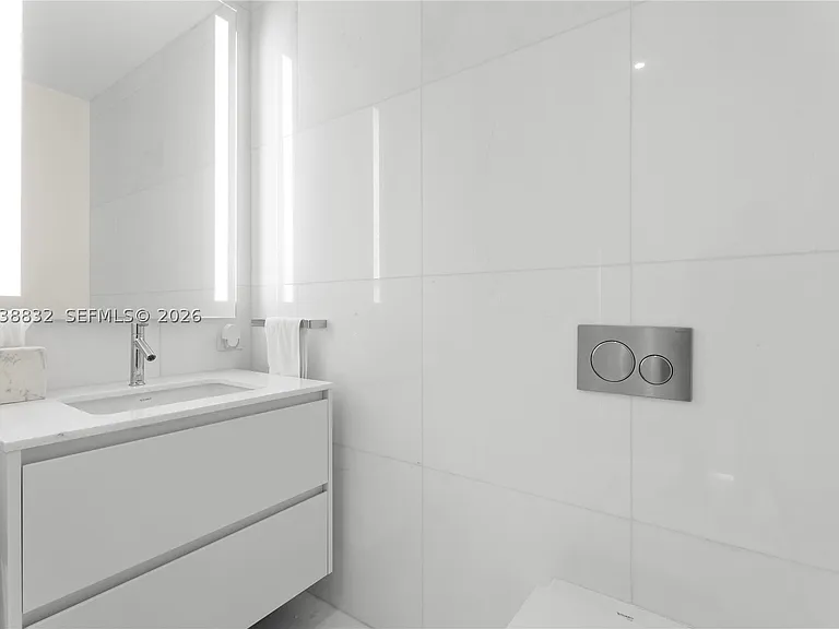 300 Biscayne Boulevard Way #4007W — Photo 38
