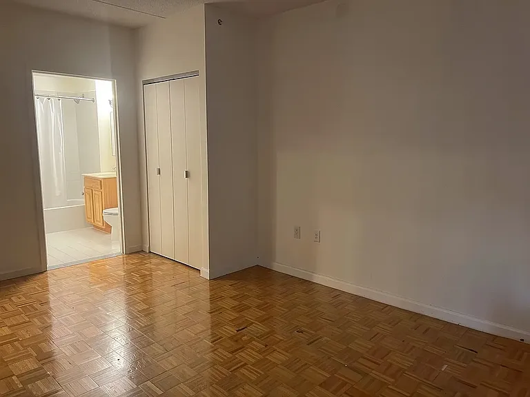 102 Bradhurst Ave #602 — Photo 2
