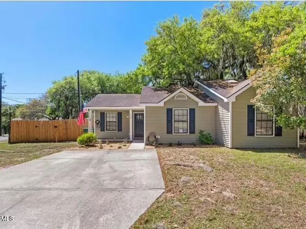 700 Old Shell Ct, Pt Royal, SC 29935