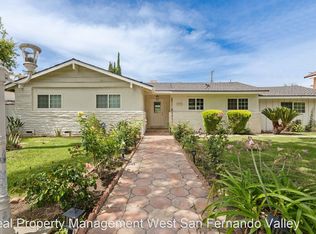 17233 Lassen St, Northridge, CA 91325