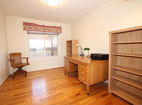 5th image of 1180 Kylemore Dr