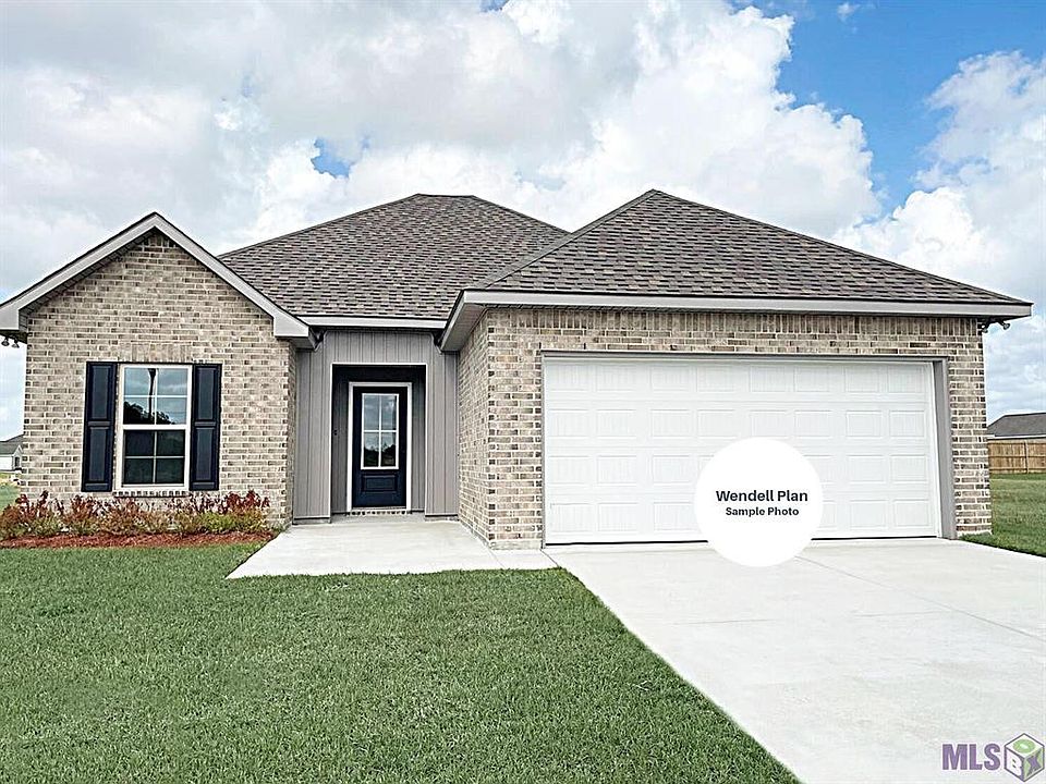 1st image of 23093 Serengeti Dr