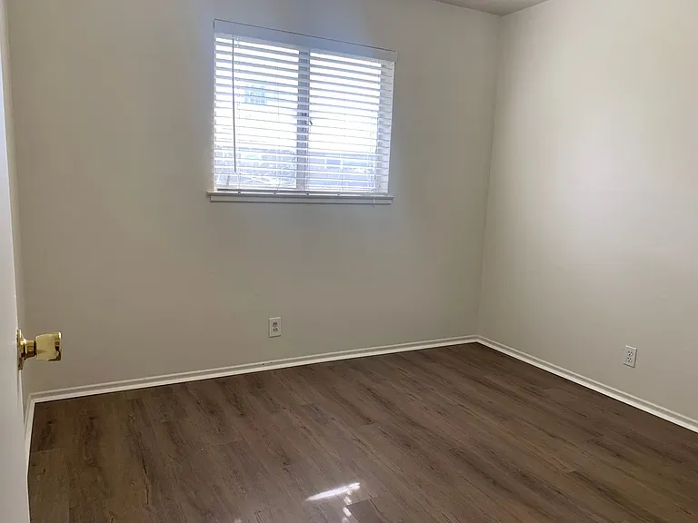 10528 Dolecetto Dr — Photo 25