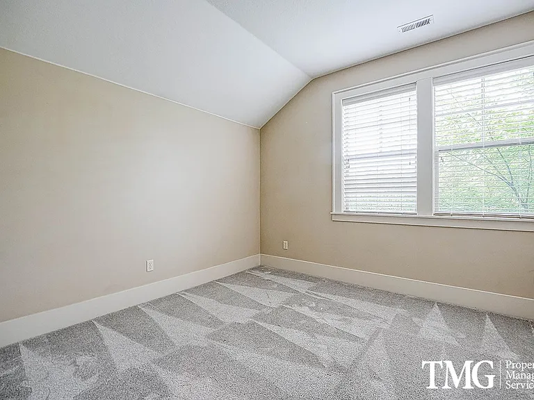 10424 SW Windwood Way — Photo 39