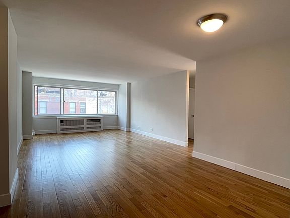 3rd image of 360 E 65th St #6F
