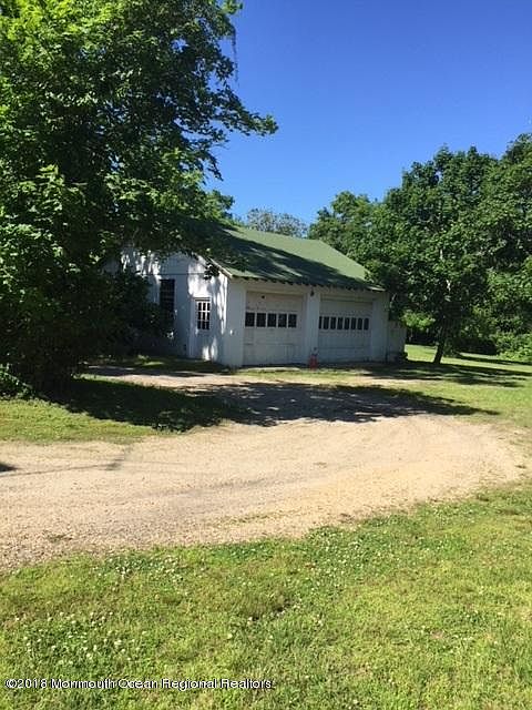 2nd image of 1906 New Bedford Rd