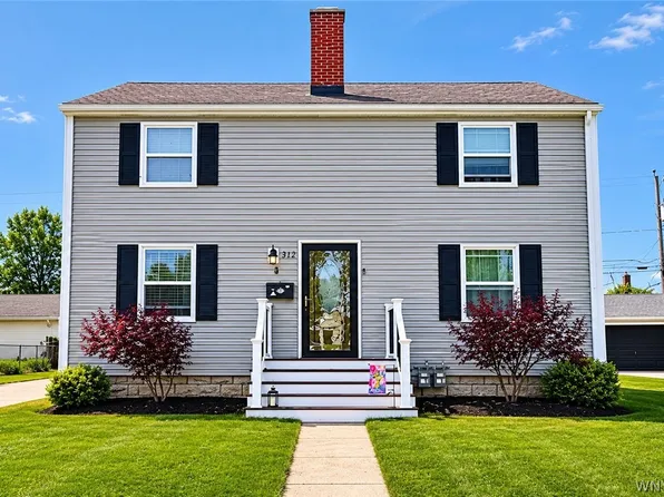 312 W Girard Blvd, Buffalo, NY 14217