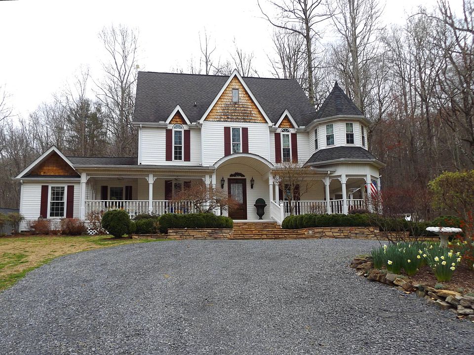 1st image of 268 Mountain Cir
