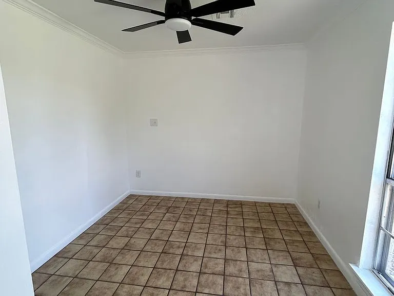 2717 NW Central Dr — Photo 12