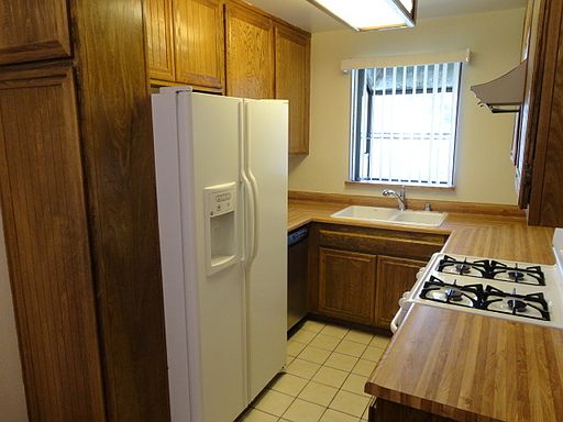 2nd image of 27930 Tyler Ln Unit 408
