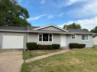9612 Plymouth Pl, Machesney Park, IL 61115