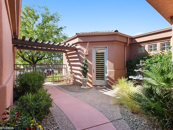 4th image of 2255 N Tuweap Dr Unit 39