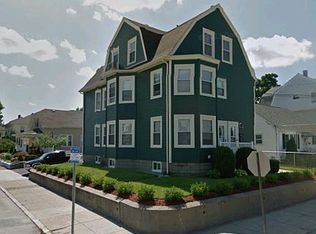 47 Perrin Ave, Pawtucket, RI 02861