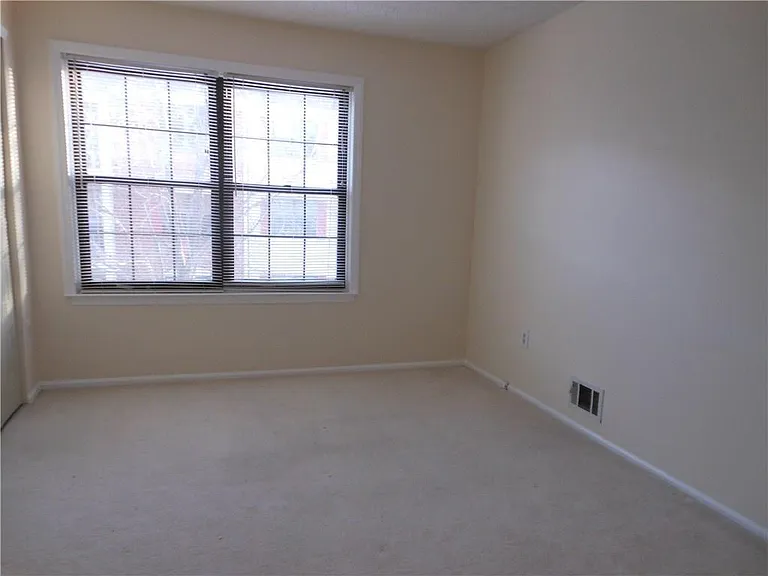 52 Voscek Ct #52 — Photo 2