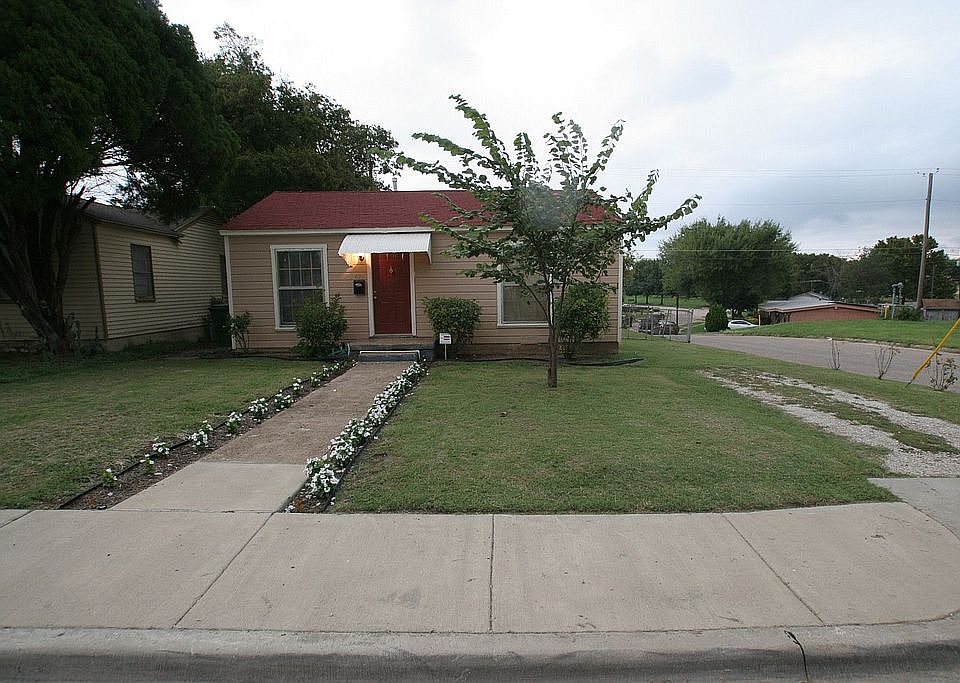 620 Ford St.