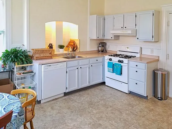 601A Dalton Dr, Essex Jct, VT 05452