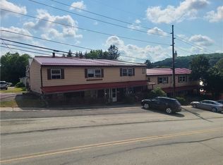 400 Broadway St, Rockwood, PA 15557