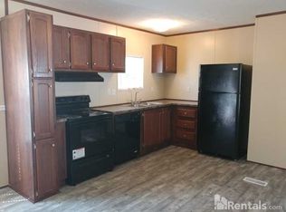 1737 Savannah Ln, Louisville, TN 37777