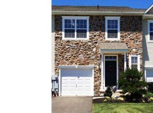 13 Bishop Pine Rd, Barto, PA 19504