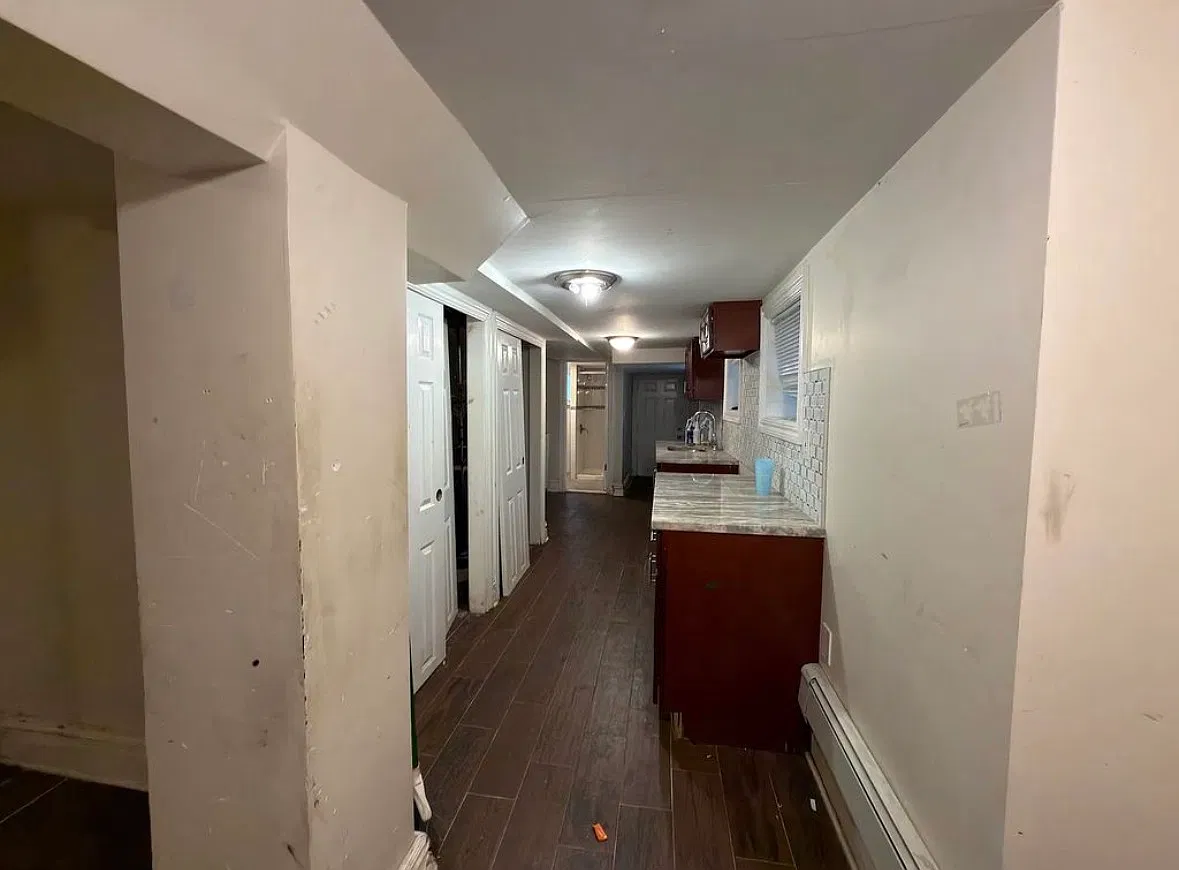 3 bed, $1,800 — Photo 3