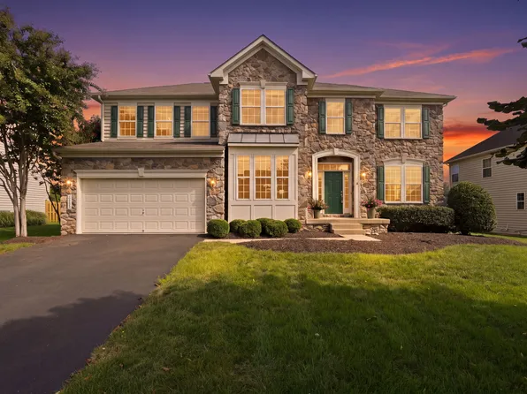 42222 Cameron Parish Dr, Ashburn, VA 20148