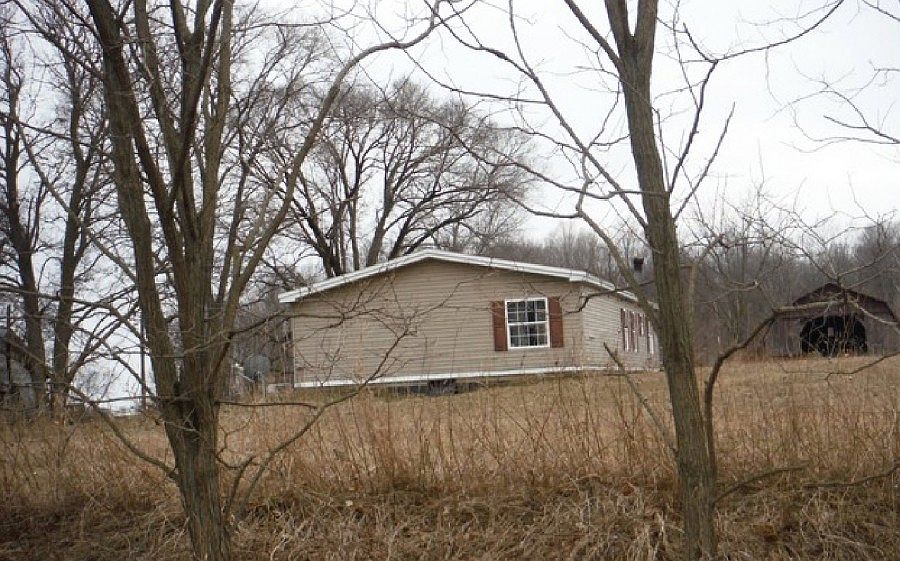 2nd image of 7715 Hadley Rd