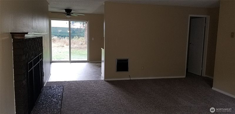 5th image of 9210 9212 204th Street E