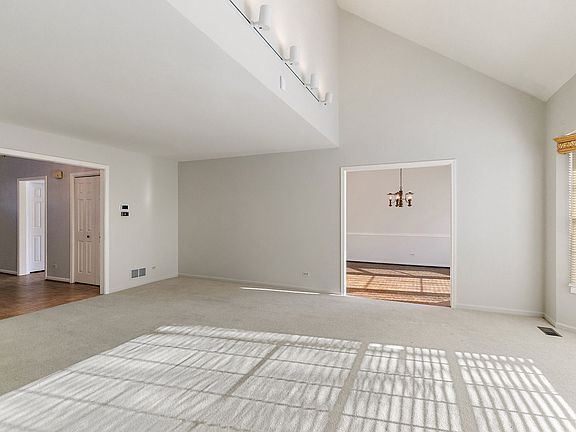 5th image of 43 Ravenscraig Ln