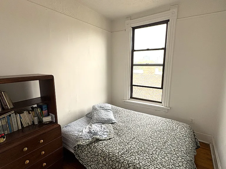 1437 W Ohio St #4 — Photo 10