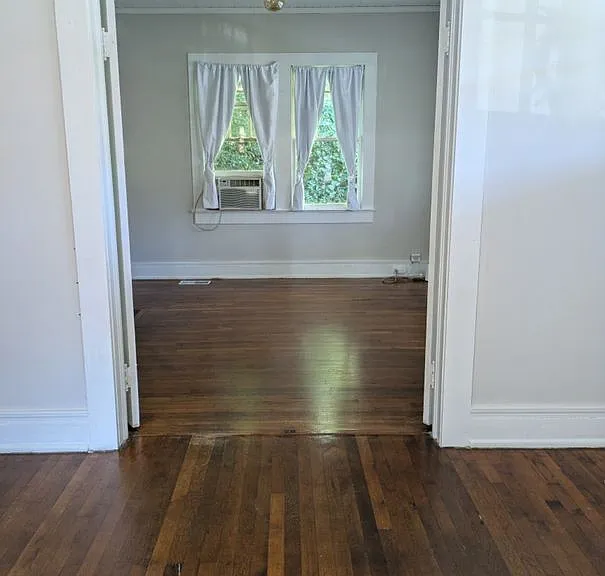 306 E Gordon St — Photo 13