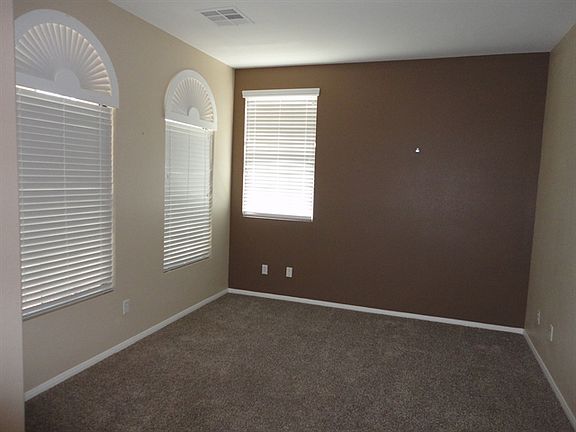 5th image of 10512 Calico Pines Ave