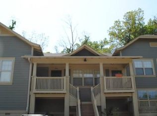 3197 N Barnsbury Ter APT 201, Fayetteville, AR 72703