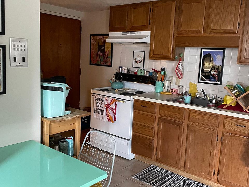 2nd image of 51 Chestnut St