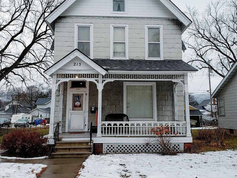 1st image of 215 E Sanborn St