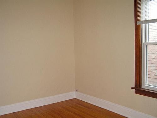 5th image of 6621 S Richmond St