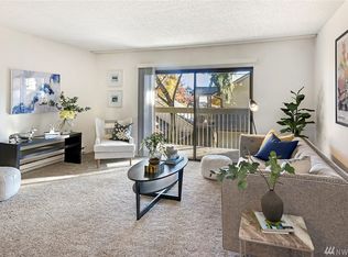 330 Grow Ave NW #7, Bainbridge Island, WA 98110